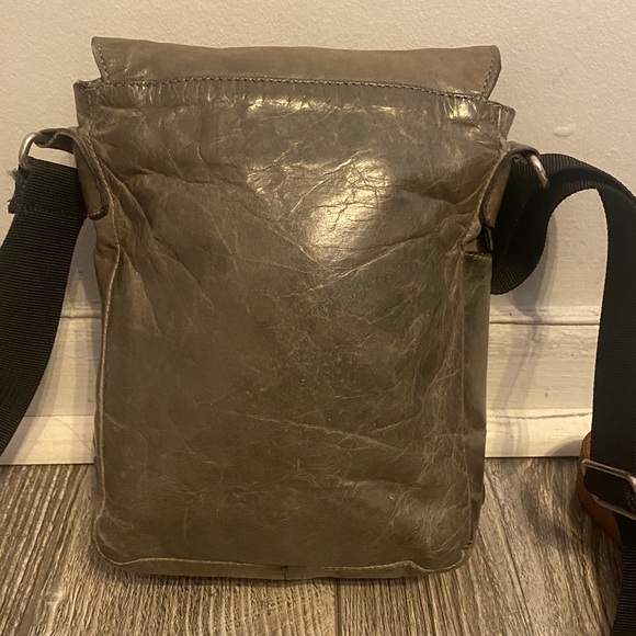 Roots Canada saddle & Rudsak Flap crossbody bags lot Unisex - Picture 10 of 17